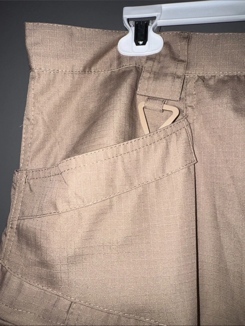 Men's Tan Utility Cargo Pants with Multiple Pockets